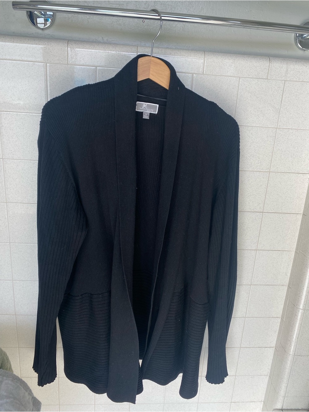 JM Collection Black Open-Front Ribbed Cardigan